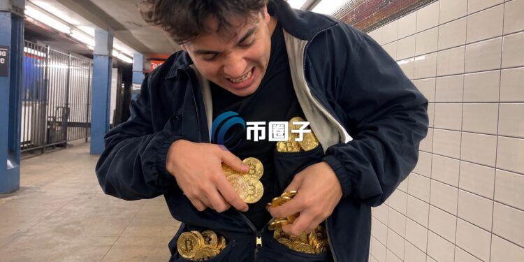 CryptoQuant：比特币长期持有者浮盈正在快速收窄 但不是投降式抛售